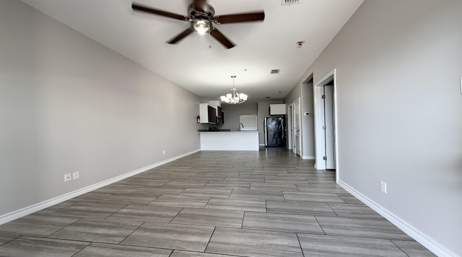 5601 Cuenca Dr, Laredo, Texas 78046, 2 Bedrooms Bedrooms, 2 Rooms Rooms,1 BathroomBathrooms,Residential,For Rent,5601 Cuenca Dr,20262458
