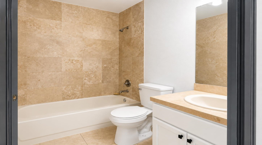 10706 International Blvd, Laredo, Texas 78045, 2 Bedrooms Bedrooms, 4 Rooms Rooms,1 BathroomBathrooms,Residential,For Rent,10706 International Blvd,20262463