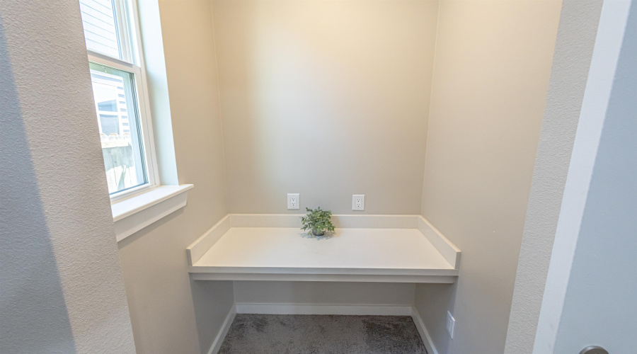 1615 Sambar Lp, Laredo, Texas 78045, 3 Bedrooms Bedrooms, 6 Rooms Rooms,2 BathroomsBathrooms,Residential,For Sale,1615 Sambar Lp,20262464