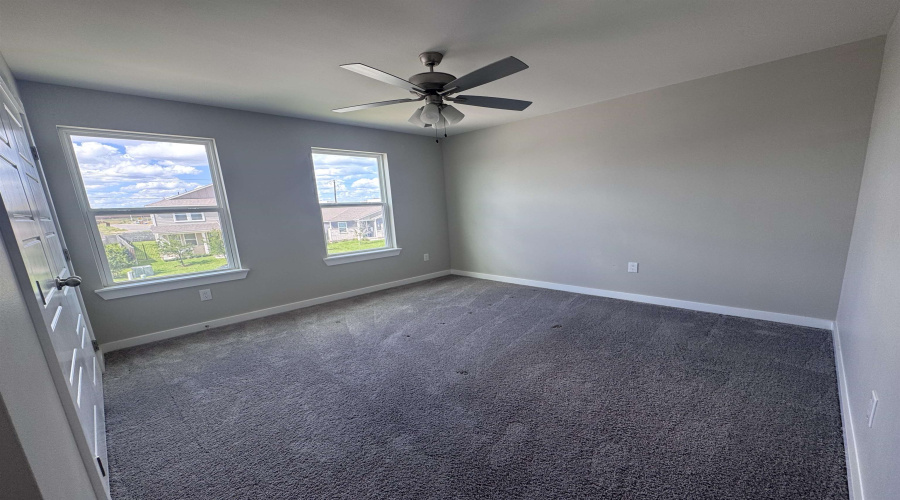1615 Sambar Lp, Laredo, Texas 78045, 3 Bedrooms Bedrooms, 6 Rooms Rooms,2 BathroomsBathrooms,Residential,For Sale,1615 Sambar Lp,20262464