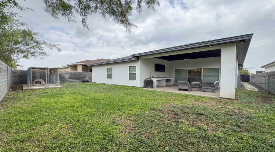 2421 Messi St., laredo, Texas 78041, 3 Bedrooms Bedrooms, 5 Rooms Rooms,2 BathroomsBathrooms,Residential,For Sale,2421 Messi St.,20262471