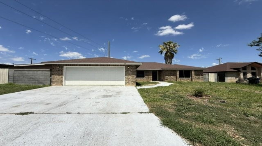 8611 Chris Ln, Laredo, Texas 78045, 3 Bedrooms Bedrooms, 5 Rooms Rooms,2 BathroomsBathrooms,Residential,For Rent,8611 Chris Ln,20262473