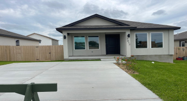 7017 Castano Dr., Laredo, Texas 78046, 3 Bedrooms Bedrooms, 5 Rooms Rooms,2 BathroomsBathrooms,Residential,For Rent,7017 Castano Dr.,20262475