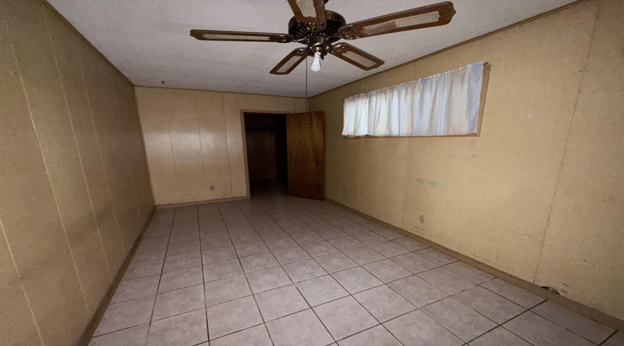 2116 Springfield Ave, Laredo, Texas 78040, 3 Bedrooms Bedrooms, 5 Rooms Rooms,2 BathroomsBathrooms,Residential,For Sale,2116 Springfield Ave,20262476