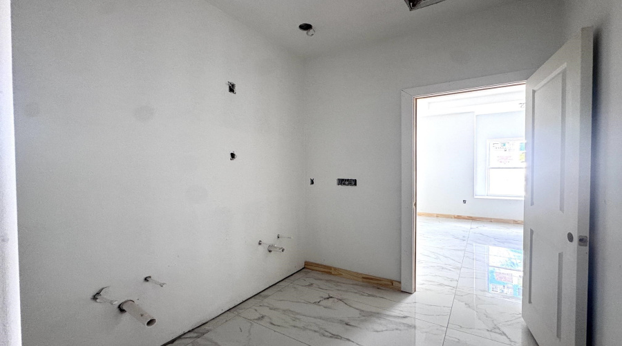 5003 Luna Grande Lp., LAREDO, Texas 78046, 3 Bedrooms Bedrooms, 5 Rooms Rooms,2 BathroomsBathrooms,Residential,For Sale,5003 Luna Grande Lp.,20262479