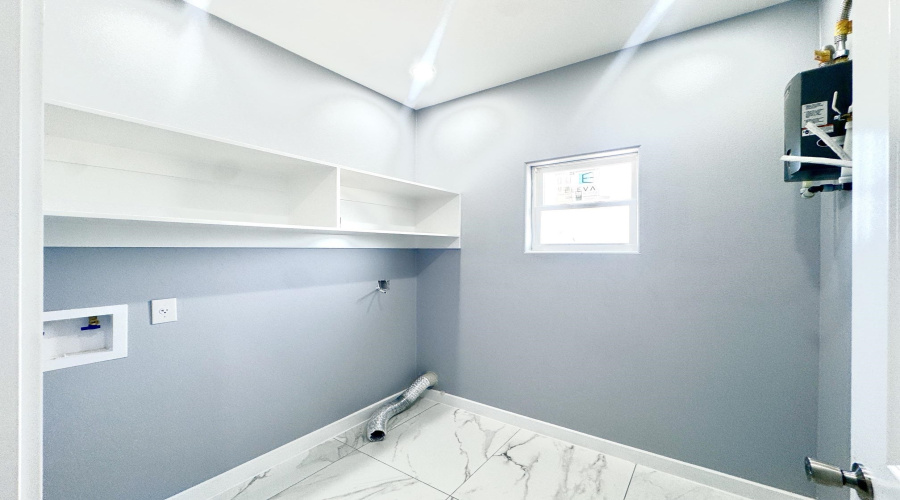 5003 Luna Grande Lp., LAREDO, Texas 78046, 3 Bedrooms Bedrooms, 5 Rooms Rooms,2 BathroomsBathrooms,Residential,For Sale,5003 Luna Grande Lp.,20262479