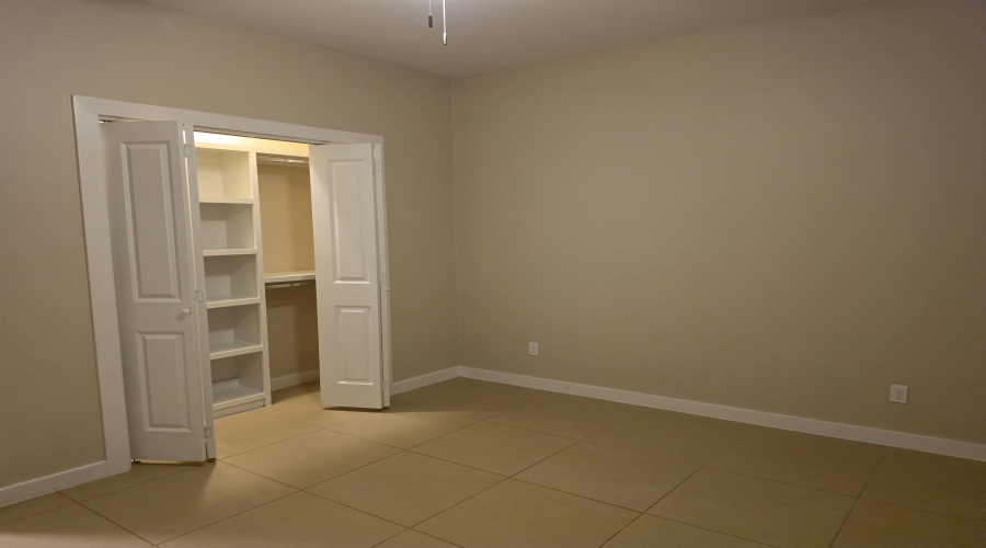 1903 Calvillo Dr., Laredo, Texas 78046-5275, 3 Bedrooms Bedrooms, 4 Rooms Rooms,2 BathroomsBathrooms,Residential,For Sale,1903 Calvillo Dr.,20262481
