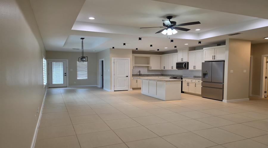 1903 Calvillo Dr., Laredo, Texas 78046-5275, 3 Bedrooms Bedrooms, 4 Rooms Rooms,2 BathroomsBathrooms,Residential,For Sale,1903 Calvillo Dr.,20262481