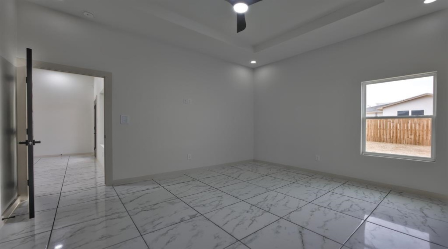 2914 Coventry Dr., LAREDO, Texas 78046, 3 Bedrooms Bedrooms, 5 Rooms Rooms,2 BathroomsBathrooms,Residential,For Sale,2914 Coventry Dr.,20262485