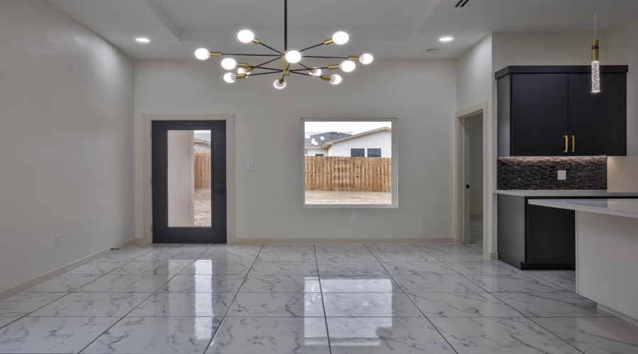 2914 Coventry Dr., LAREDO, Texas 78046, 3 Bedrooms Bedrooms, 5 Rooms Rooms,2 BathroomsBathrooms,Residential,For Sale,2914 Coventry Dr.,20262485
