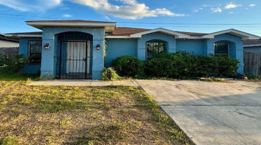 2529 Sabana Ln, Laredo, Texas 78046, 4 Bedrooms Bedrooms, 5 Rooms Rooms,2 BathroomsBathrooms,Residential,For Sale,2529 Sabana Ln,20262489