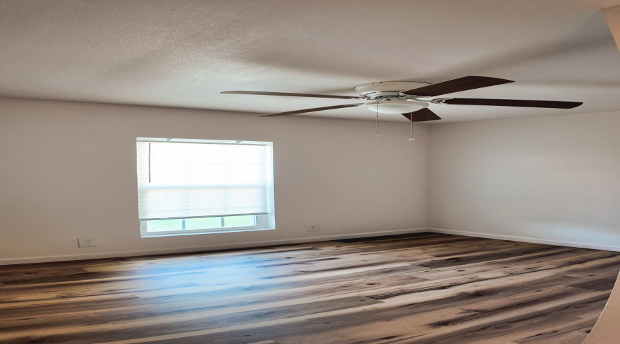 803 E Calais E Pl, Laredo, Texas 78045, 2 Bedrooms Bedrooms, 4 Rooms Rooms,1 BathroomBathrooms,Residential,For Sale,803 E Calais E Pl,20262492