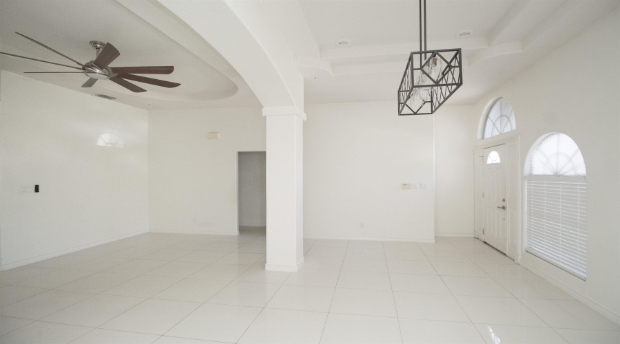 8996 Foggy Lp, Laredo, Texas 78045, 3 Bedrooms Bedrooms, 5 Rooms Rooms,2 BathroomsBathrooms,Residential,For Rent,8996 Foggy Lp,20262494