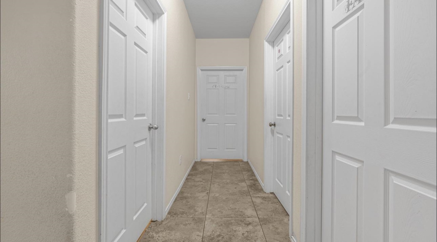 11168 Capistran Lp, Laredo, Texas 78045, 3 Bedrooms Bedrooms, 5 Rooms Rooms,2 BathroomsBathrooms,Residential,For Sale,11168 Capistran Lp,20262498