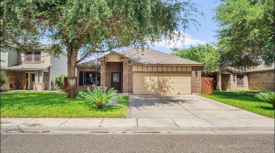 11168 Capistran Lp, Laredo, Texas 78045, 3 Bedrooms Bedrooms, 5 Rooms Rooms,2 BathroomsBathrooms,Residential,For Sale,11168 Capistran Lp,20262498