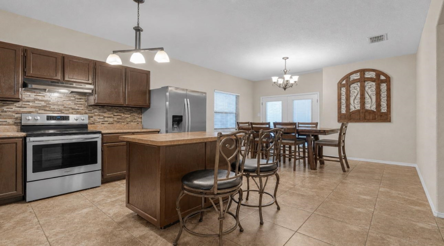 11168 Capistran Lp, Laredo, Texas 78045, 3 Bedrooms Bedrooms, 5 Rooms Rooms,2 BathroomsBathrooms,Residential,For Sale,11168 Capistran Lp,20262498