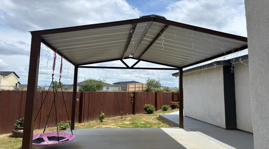 5423 Capilla St., Laredo, Texas 78046, 3 Bedrooms Bedrooms, 6 Rooms Rooms,2 BathroomsBathrooms,Residential,For Sale,5423 Capilla St.,20262502
