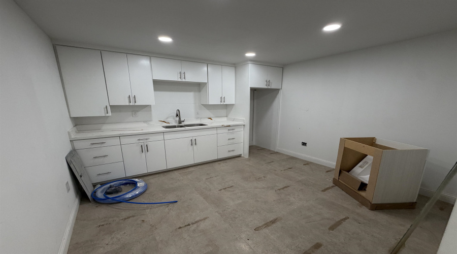 18209 FM 1472, LAREDO, Texas 78045-7919, 1 Room Rooms,3 BathroomsBathrooms,Commercial retail/office,For Rent,18209 FM 1472,20262505