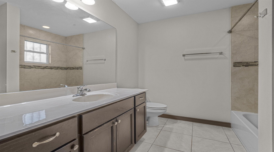 3219 Galveston St, Laredo, Texas 78043, 3 Bedrooms Bedrooms, 3 Rooms Rooms,2 BathroomsBathrooms,Residential,For Rent,3219 Galveston St,20262507