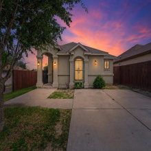 3219 Galveston St, Laredo, Texas 78043, 3 Bedrooms Bedrooms, 3 Rooms Rooms,2 BathroomsBathrooms,Residential,For Rent,3219 Galveston St,20262507