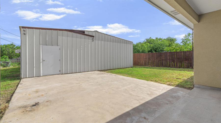 3219 Galveston St, Laredo, Texas 78043, 3 Bedrooms Bedrooms, 3 Rooms Rooms,2 BathroomsBathrooms,Residential,For Rent,3219 Galveston St,20262507