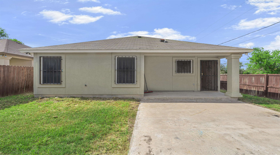 3219 Galveston St, Laredo, Texas 78043, 3 Bedrooms Bedrooms, 3 Rooms Rooms,2 BathroomsBathrooms,Residential,For Rent,3219 Galveston St,20262507