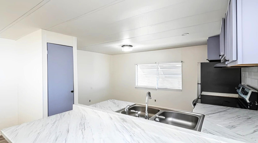 100 Blossum Blvd., ZAPATA, Texas 78076, 2 Bedrooms Bedrooms, 4 Rooms Rooms,1 BathroomBathrooms,Residential,For Sale,100 Blossum Blvd.,20262509