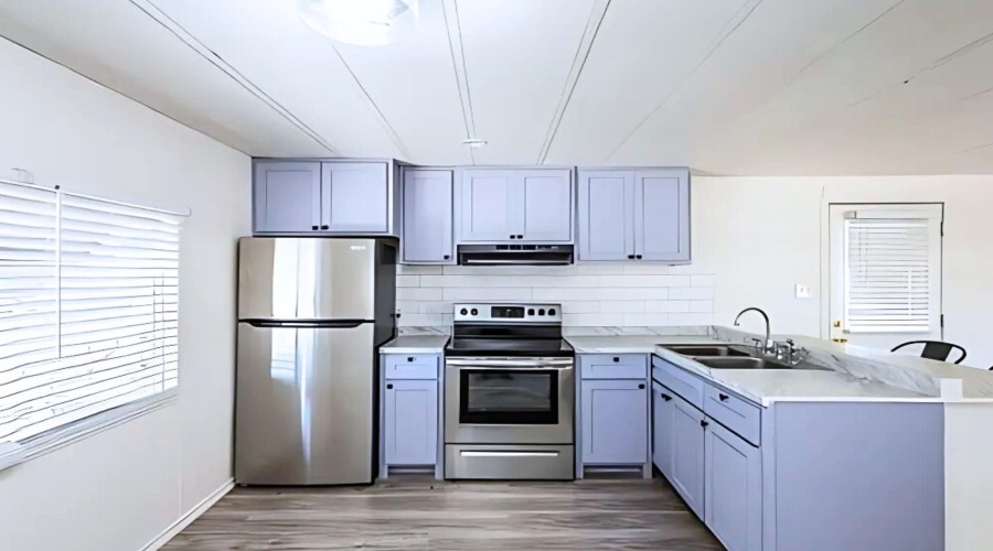 100 Blossum Blvd., ZAPATA, Texas 78076, 2 Bedrooms Bedrooms, 4 Rooms Rooms,1 BathroomBathrooms,Residential,For Sale,100 Blossum Blvd.,20262509