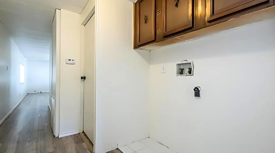 100 Blossum Blvd., ZAPATA, Texas 78076, 2 Bedrooms Bedrooms, 4 Rooms Rooms,1 BathroomBathrooms,Residential,For Sale,100 Blossum Blvd.,20262509