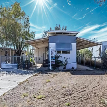 100 Blossum Blvd., ZAPATA, Texas 78076, 2 Bedrooms Bedrooms, 4 Rooms Rooms,1 BathroomBathrooms,Residential,For Sale,100 Blossum Blvd.,20262509