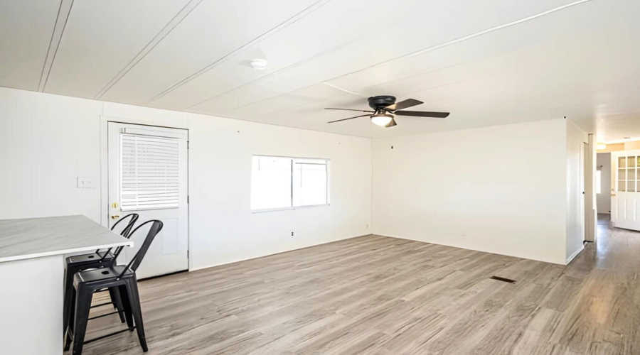100 Blossum Blvd., ZAPATA, Texas 78076, 2 Bedrooms Bedrooms, 4 Rooms Rooms,1 BathroomBathrooms,Residential,For Sale,100 Blossum Blvd.,20262509