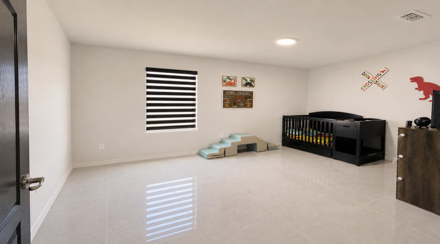 9907 Rosary Ln., Laredo, Texas 78045, 3 Bedrooms Bedrooms, 7 Rooms Rooms,2 BathroomsBathrooms,Residential,For Sale,9907 Rosary Ln.,20262515