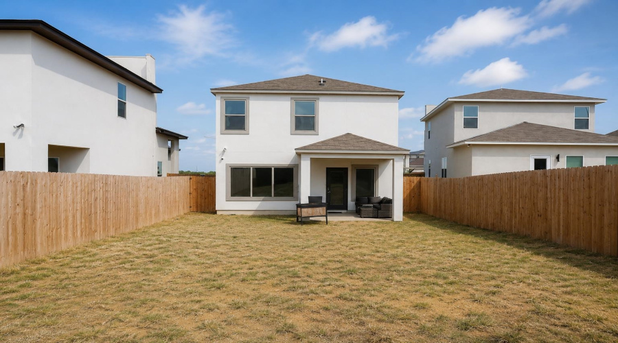 9907 Rosary Ln., Laredo, Texas 78045, 3 Bedrooms Bedrooms, 7 Rooms Rooms,2 BathroomsBathrooms,Residential,For Sale,9907 Rosary Ln.,20262515