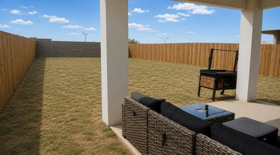 9907 Rosary Ln., Laredo, Texas 78045, 3 Bedrooms Bedrooms, 7 Rooms Rooms,2 BathroomsBathrooms,Residential,For Sale,9907 Rosary Ln.,20262515