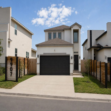 9907 Rosary Ln., Laredo, Texas 78045, 3 Bedrooms Bedrooms, 7 Rooms Rooms,2 BathroomsBathrooms,Residential,For Sale,9907 Rosary Ln.,20262515