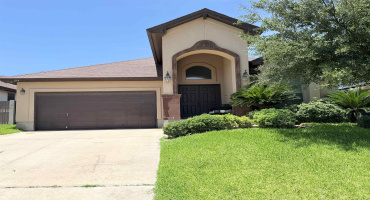 214 Bur Oak Dr, Laredo, Texas 78045, 3 Bedrooms Bedrooms, 5 Rooms Rooms,2 BathroomsBathrooms,Residential,For Sale,214 Bur Oak Dr,20262518