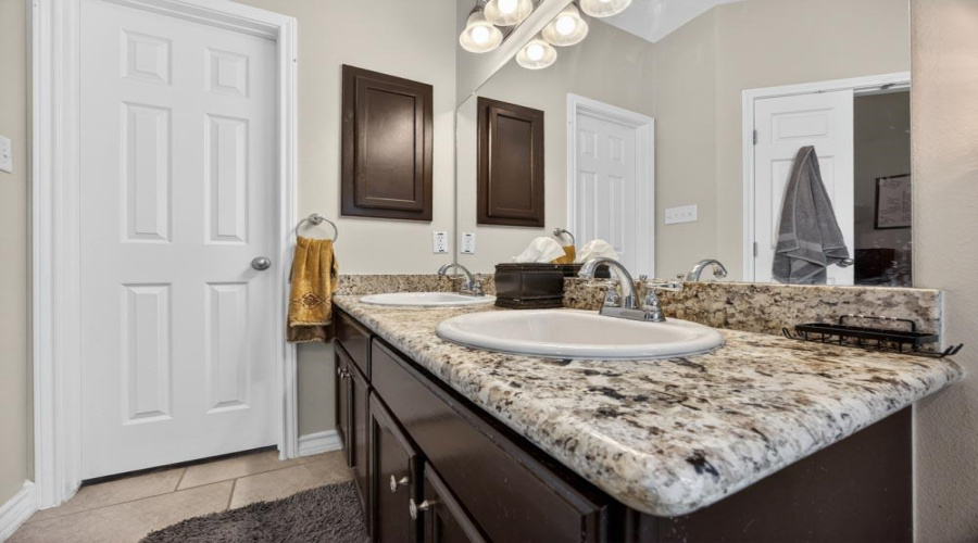 511 Otero Dr, Laredo, Texas 78045, 3 Bedrooms Bedrooms, 7 Rooms Rooms,2 BathroomsBathrooms,Residential,For Sale,511 Otero Dr,20262519