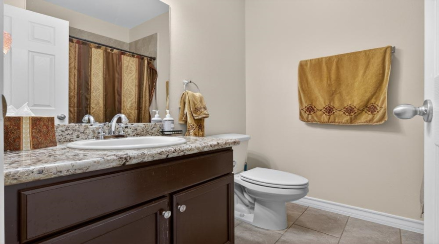 511 Otero Dr, Laredo, Texas 78045, 3 Bedrooms Bedrooms, 7 Rooms Rooms,2 BathroomsBathrooms,Residential,For Sale,511 Otero Dr,20262519