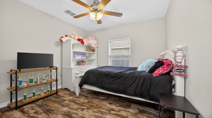 511 Otero Dr, Laredo, Texas 78045, 3 Bedrooms Bedrooms, 7 Rooms Rooms,2 BathroomsBathrooms,Residential,For Sale,511 Otero Dr,20262519