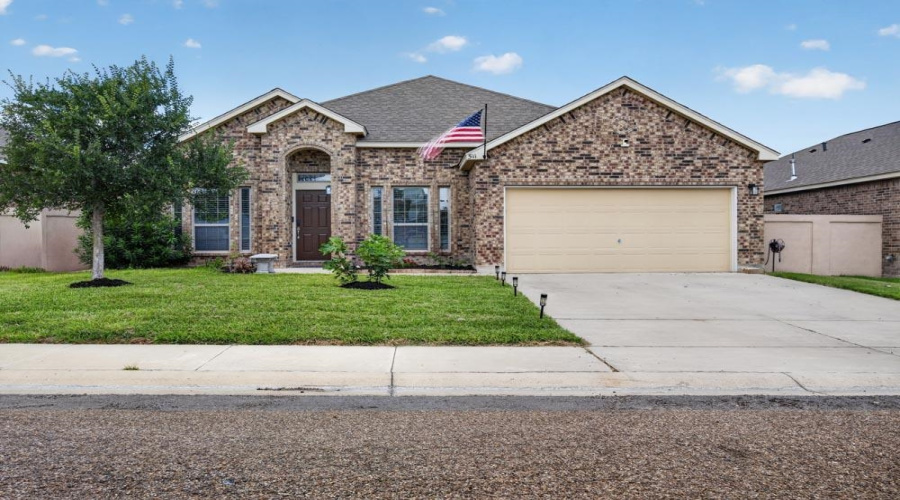 511 Otero Dr, Laredo, Texas 78045, 3 Bedrooms Bedrooms, 7 Rooms Rooms,2 BathroomsBathrooms,Residential,For Sale,511 Otero Dr,20262519