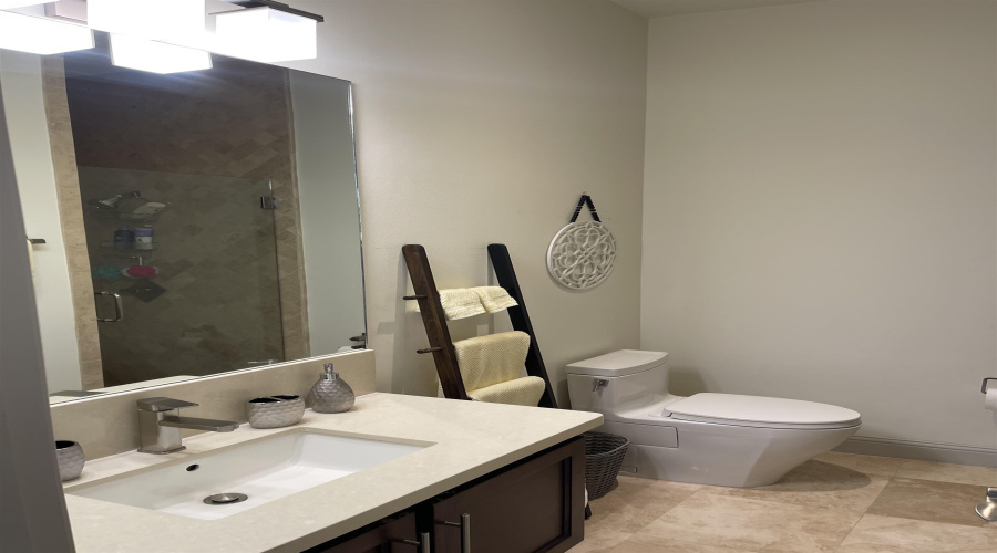 3002 Swift Dr, LAREDO, Texas 78041, 4 Bedrooms Bedrooms, 11 Rooms Rooms,5 BathroomsBathrooms,Residential,For Sale,3002 Swift Dr,20260103