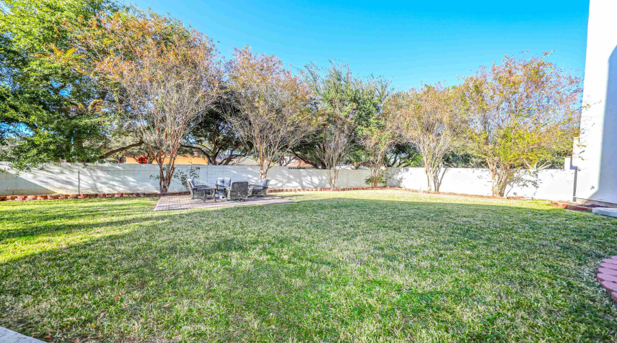 3002 Swift Dr, LAREDO, Texas 78041, 4 Bedrooms Bedrooms, 11 Rooms Rooms,5 BathroomsBathrooms,Residential,For Sale,3002 Swift Dr,20260103