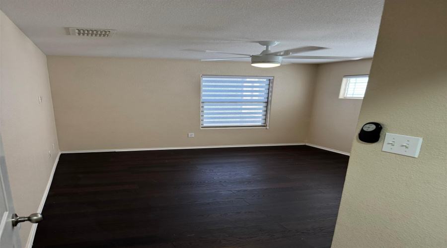 11146 Capistran Lp, laredo, Texas 78045, 3 Bedrooms Bedrooms, 7 Rooms Rooms,2 BathroomsBathrooms,Residential,For Sale,11146 Capistran Lp,20262522