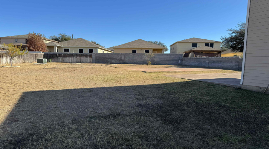 11146 Capistran Lp, laredo, Texas 78045, 3 Bedrooms Bedrooms, 7 Rooms Rooms,2 BathroomsBathrooms,Residential,For Sale,11146 Capistran Lp,20262522