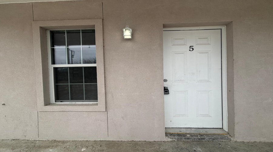 1303 Philadelphia St, Laredo, Texas 78041, 1 Bedroom Bedrooms, 2 Rooms Rooms,1 BathroomBathrooms,Residential,For Rent,1303 Philadelphia St,20262524