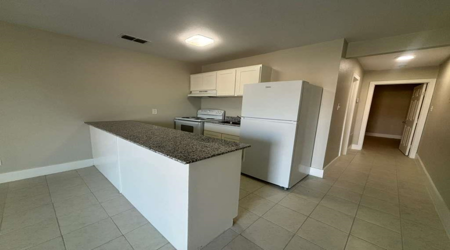 1303 Philadelphia St, Laredo, Texas 78041, 1 Bedroom Bedrooms, 2 Rooms Rooms,1 BathroomBathrooms,Residential,For Rent,1303 Philadelphia St,20262524