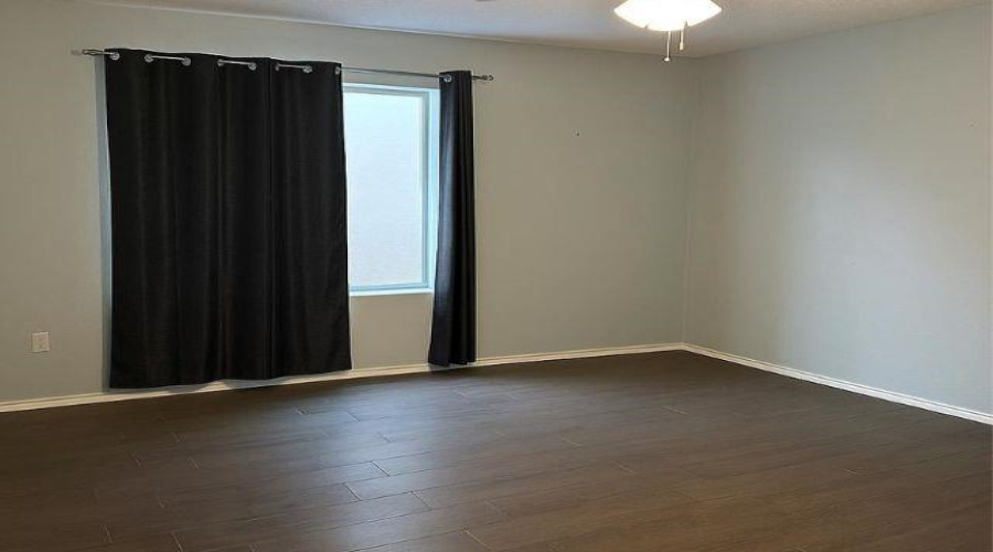 2061 Retama Dr, Laredo, Texas 78076, 2 Bedrooms Bedrooms, 5 Rooms Rooms,1 BathroomBathrooms,Residential,For Sale,2061 Retama Dr,20262526