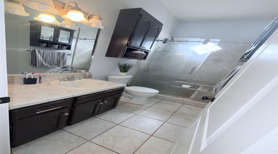 509 Nightingale Bend, Laredo, Texas 78045, 3 Bedrooms Bedrooms, 4 Rooms Rooms,2 BathroomsBathrooms,Residential,For Sale,509 Nightingale Bend,20262528