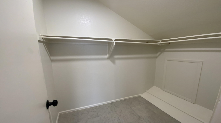 119 Tours Ln, Laredo, Texas 78045, 4 Bedrooms Bedrooms, 6 Rooms Rooms,3 BathroomsBathrooms,Residential,For Rent,119 Tours Ln,20262530