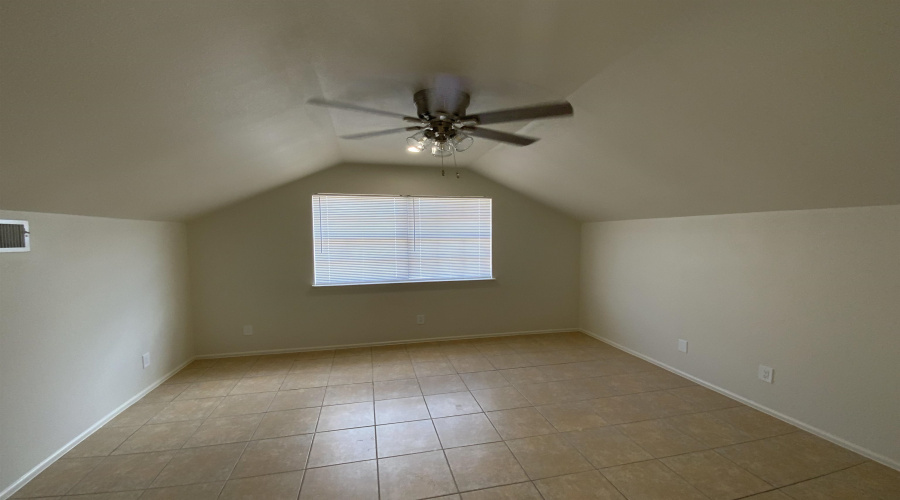 119 Tours Ln, Laredo, Texas 78045, 4 Bedrooms Bedrooms, 6 Rooms Rooms,3 BathroomsBathrooms,Residential,For Rent,119 Tours Ln,20262530